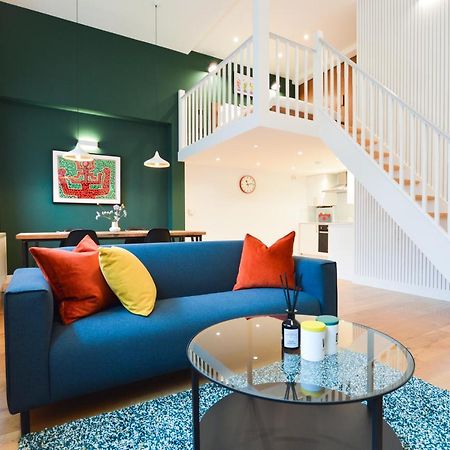 Spacious West Hampstead Apartment With Mezzanine Bedroom By Concept Apartments London Bagian luar foto