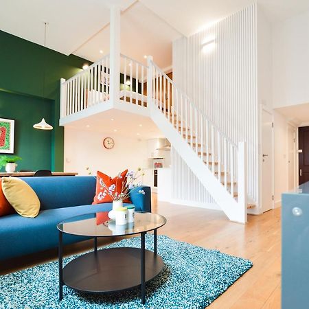 Spacious West Hampstead Apartment With Mezzanine Bedroom By Concept Apartments London Bagian luar foto