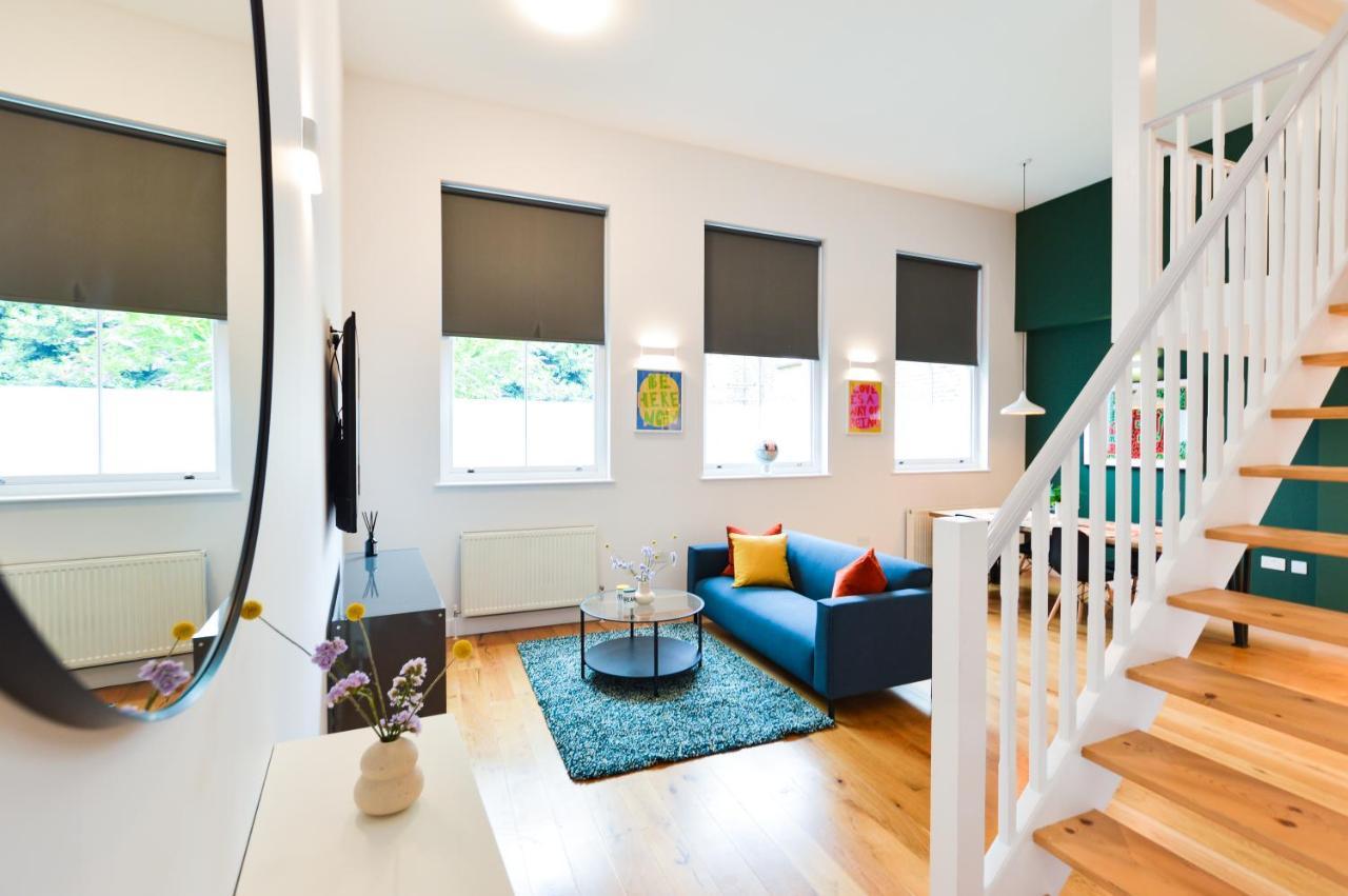 Spacious West Hampstead Apartment With Mezzanine Bedroom By Concept Apartments London Bagian luar foto